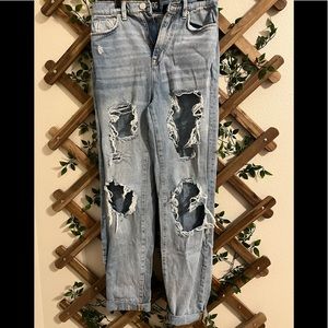 US size 25 urban outfitter jeans!!